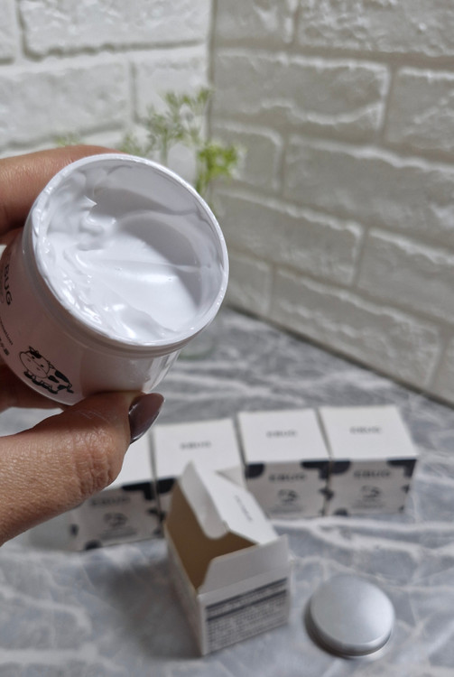 کرم شیرگاو سفید کننده پوست